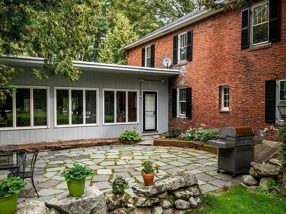 24 Newfields Road, Exeter, NH 03833 Zillow