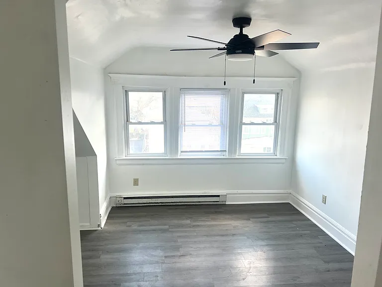 10-14 Noll Pl — Photo 5