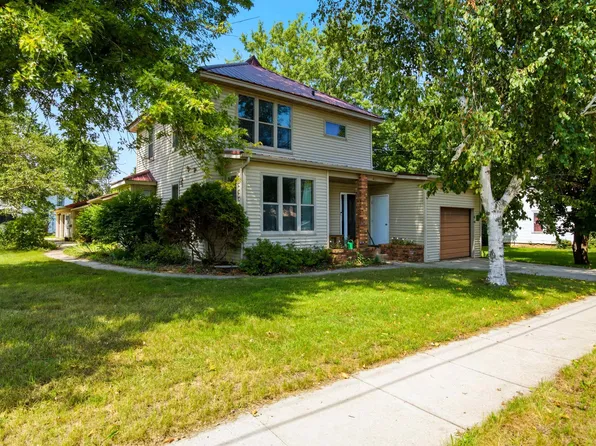 407 Oak St, Arena, WI 53503
