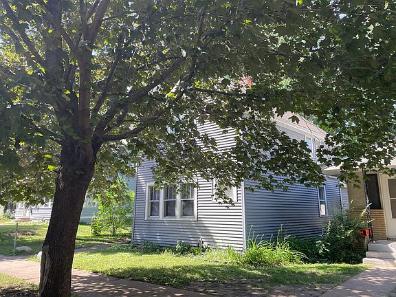 2nd image of 953 Lawson Ave E