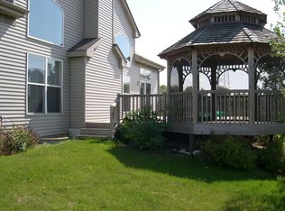 3 Butler Ct, Algonquin, IL 60102