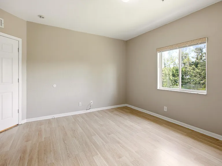 1169 Golden Lakes Blvd #1125 — Photo 17