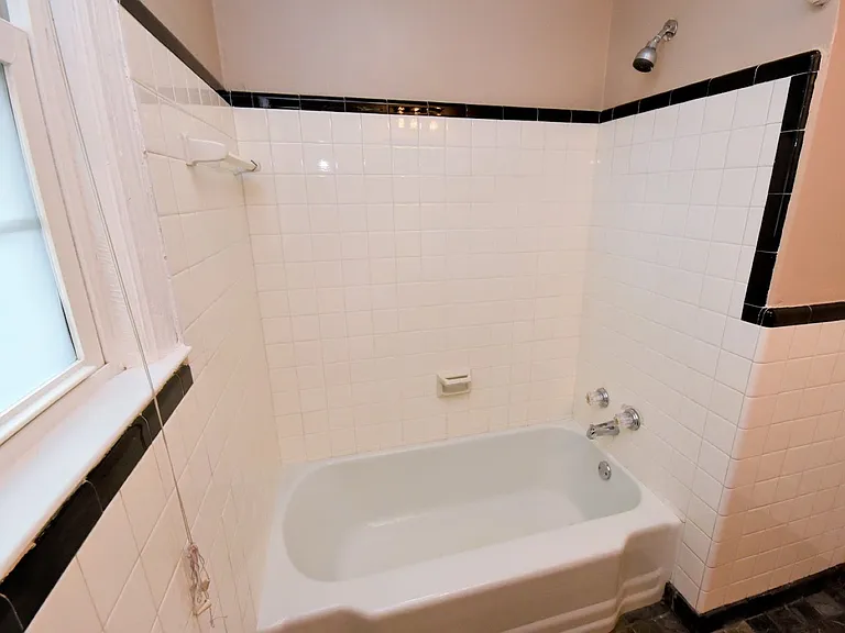 1330 Monterey Ave #1 — Photo 13