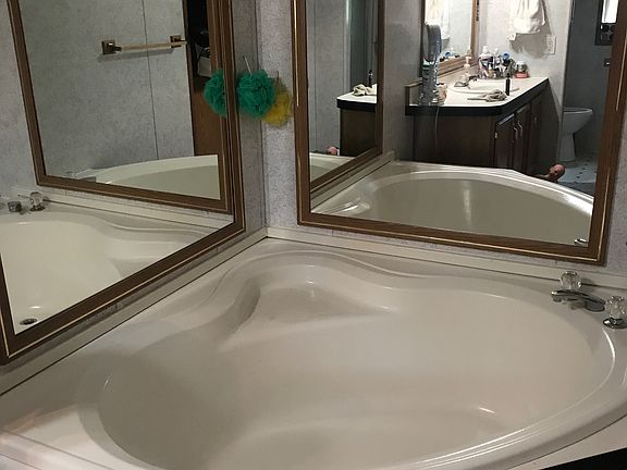 Huge master bathroom