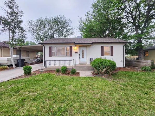 725 Airlane Ave, Pueblo, CO 81005