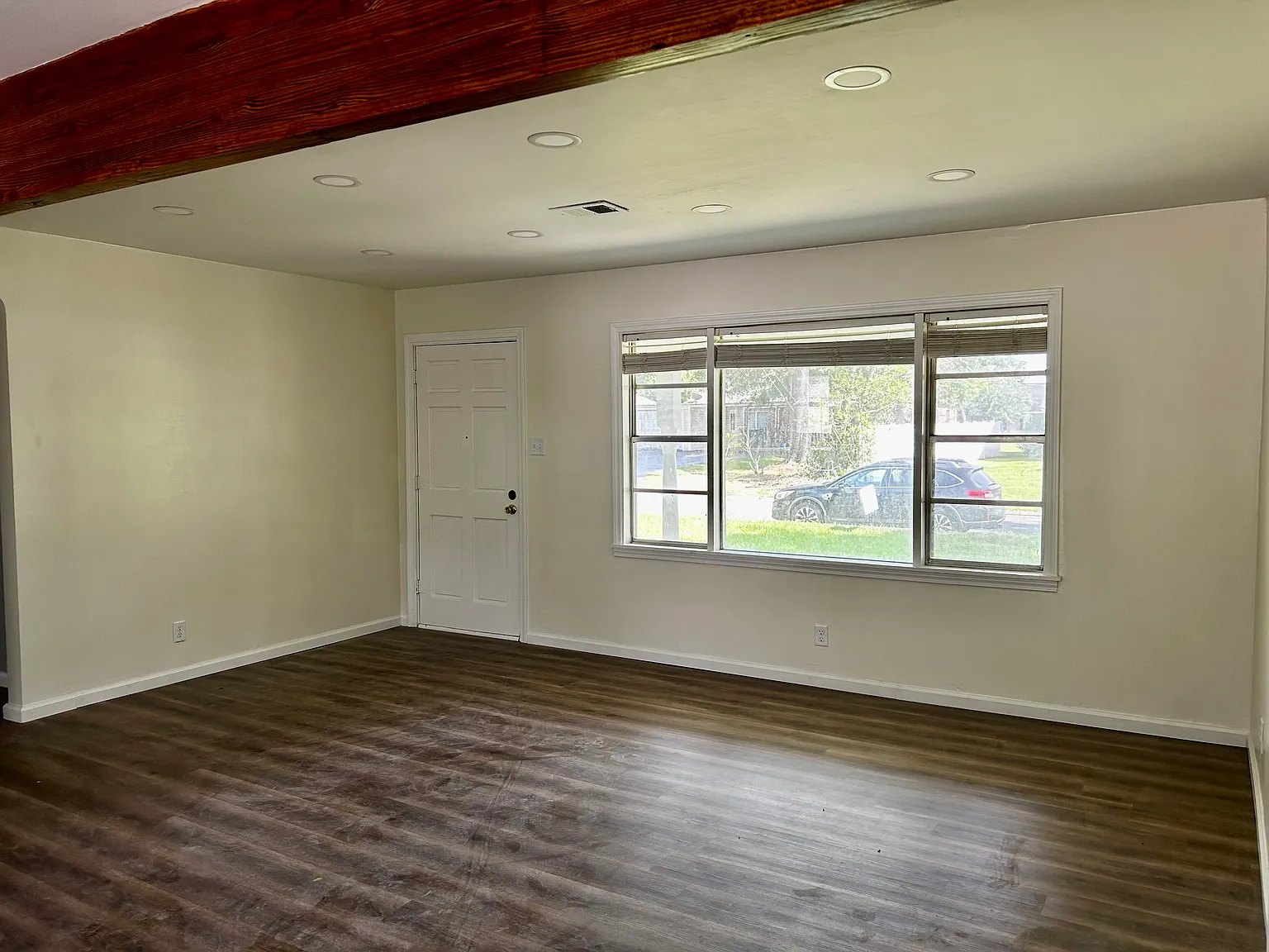 4 bed, 1780 sqft, $1,725 — Photo 3