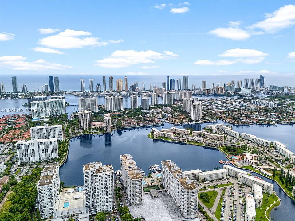 1st image of 18021 Biscayne Blvd #304