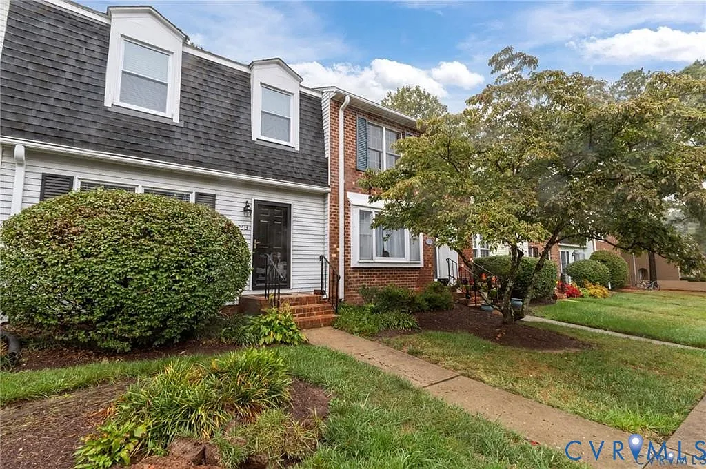 3 bed, 2.5 bath, 1440 sqft, $2,150 — Photo 2