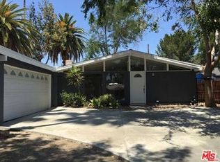 19805 Hamlin St, Woodland Hills, CA 91367