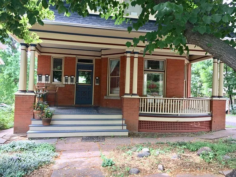 1018 Pine — Photo 3