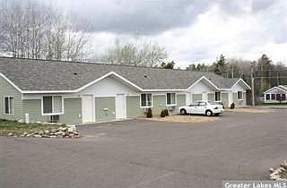 1st image of 400 Buffalo Hills Ln E