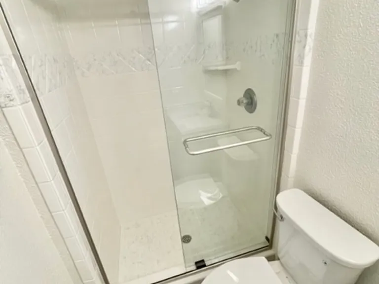 1844 Park Ave #11 — Photo 10