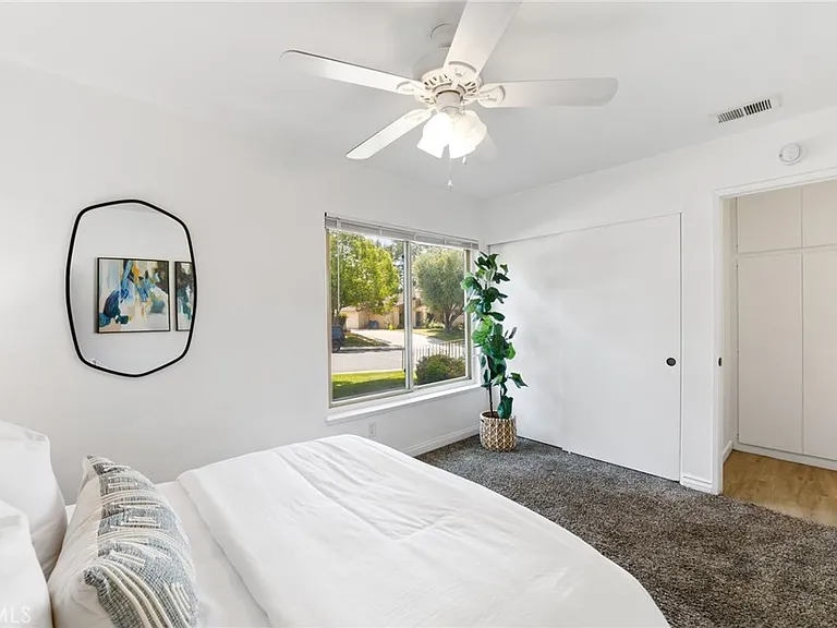 Ardmore Cir — Photo 3