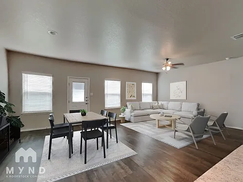 211 Stevens Smt Photo 1
