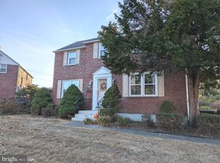 352 Holt Ln, Springfield, PA 19064