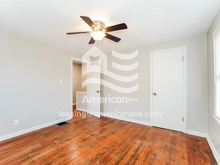 767230_011_wm_-_main_bedroom_13625697.jpg