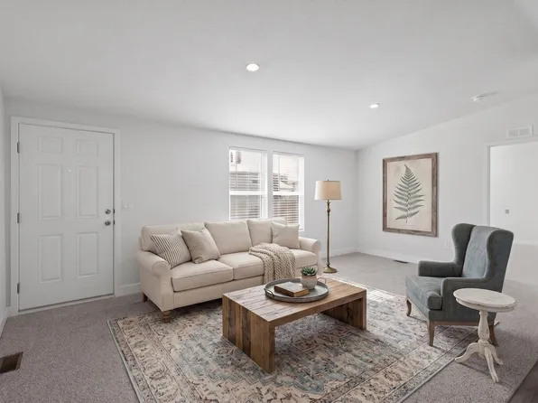 2042 Girard St Space 20, Delano, CA 93215