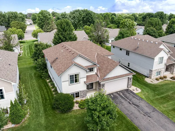 21402 Hytrail Cir, Lakeville, MN 55044