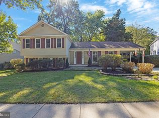 9421 Wallingford Dr, Burke, VA 22015