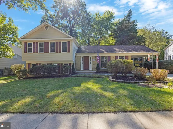 9421 Wallingford Dr, Burke, VA 22015