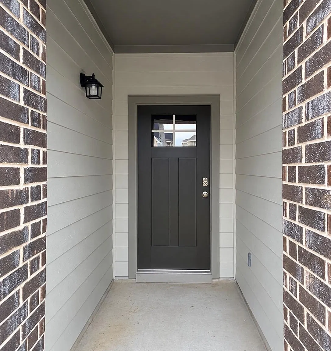 4 bed, 2.0 bath, 1860 sqft, $2,550 — Photo 2