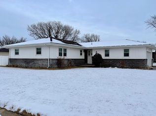 3736 23rd St, Great Bend, KS 67530