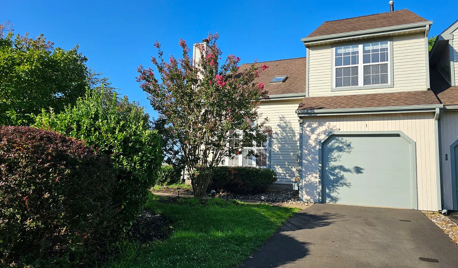 2 bed, 2.5 bath, 2144 sqft, $2,950 — Photo 1