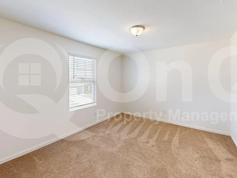 708 Bois D Arc Ln — Photo 12