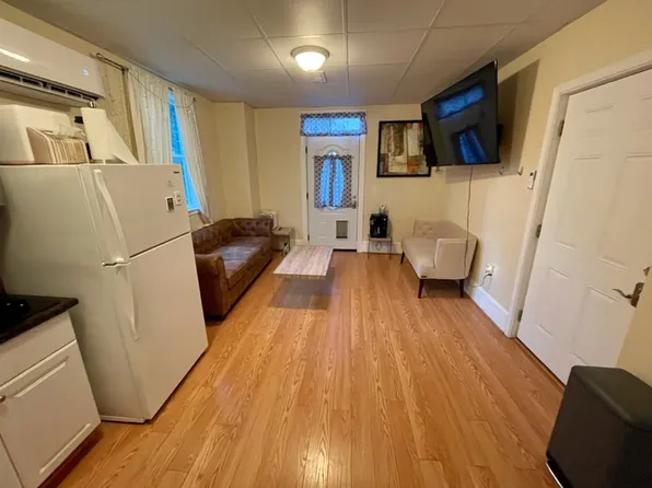 433 Day Ave SW, Roanoke, VA 24016
