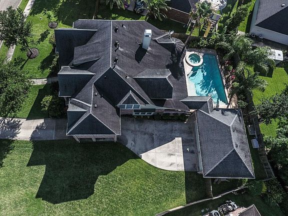 2nd image of 2563 Costa Mesa Cir