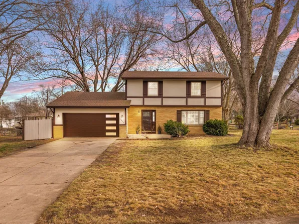 9911 Johnson Cir, Bloomington, MN 55437