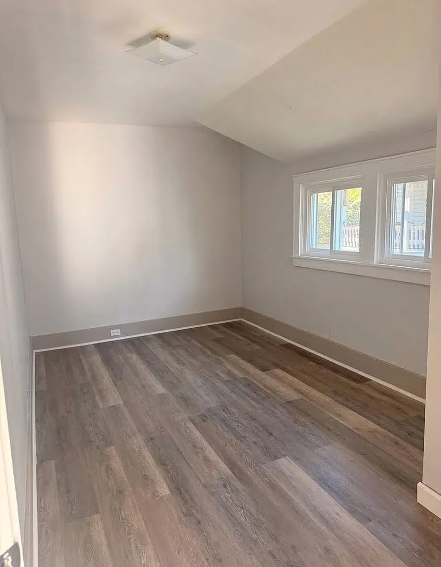 2108 Cherry St — Photo 4