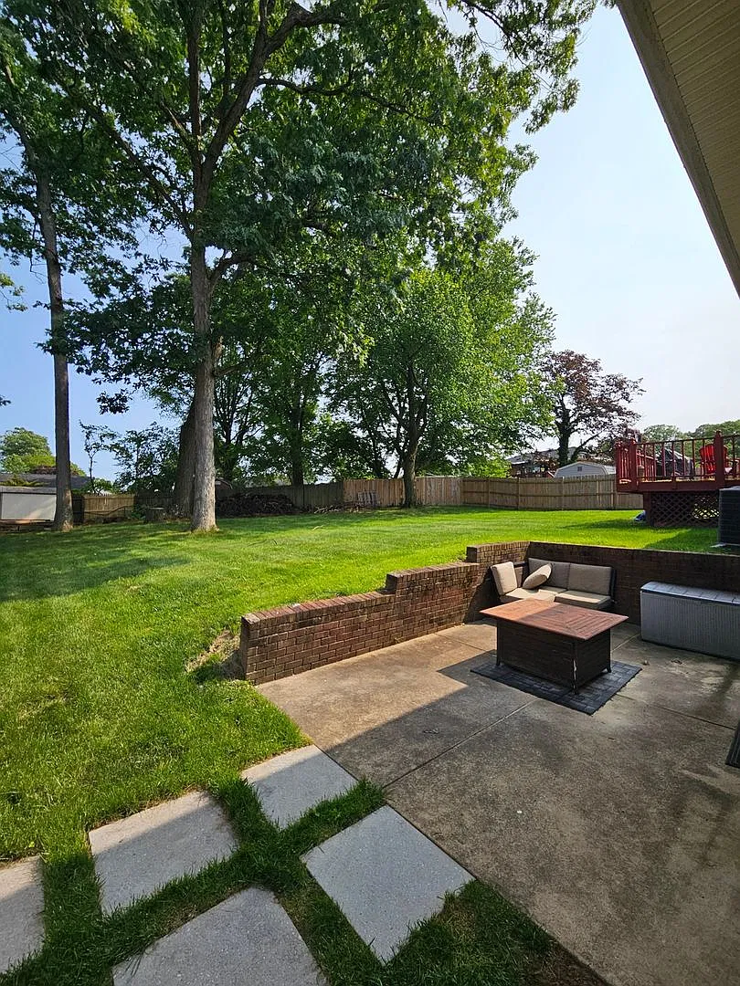 Charming 1BR Duplex in Beltsville — Photo 1