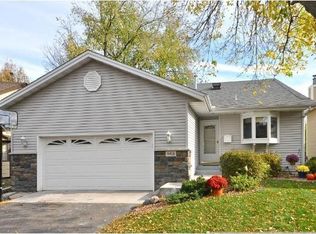 4416 Shoreview Rd, Robbinsdale, MN 55422