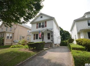 24 S Bayles Ave, Port Washington, NY 11050