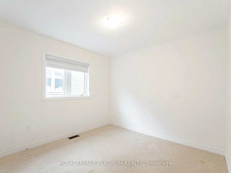 74 Macklin St — Photo 7