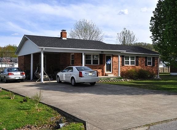 2nd image of 77 Eastview Dr