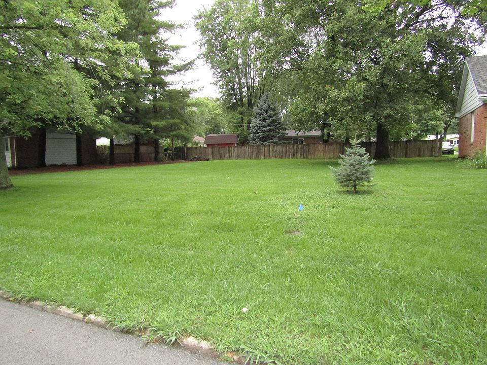 1st image of 718 Meadow Ln Lot B