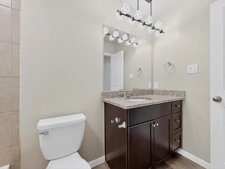 6806 Bale Rdg — Photo 19