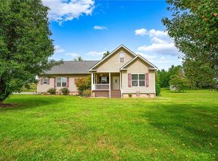 326 Dowell Rd, Olin, NC 28660