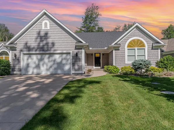 7409 Aspen Creek Dr, Midland, MI 48642