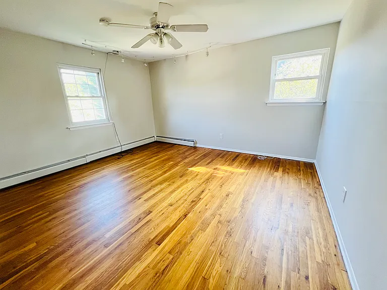 1470 Wagner St — Photo 14