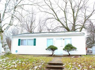 2110 Pershing St, South Bend, IN 46628