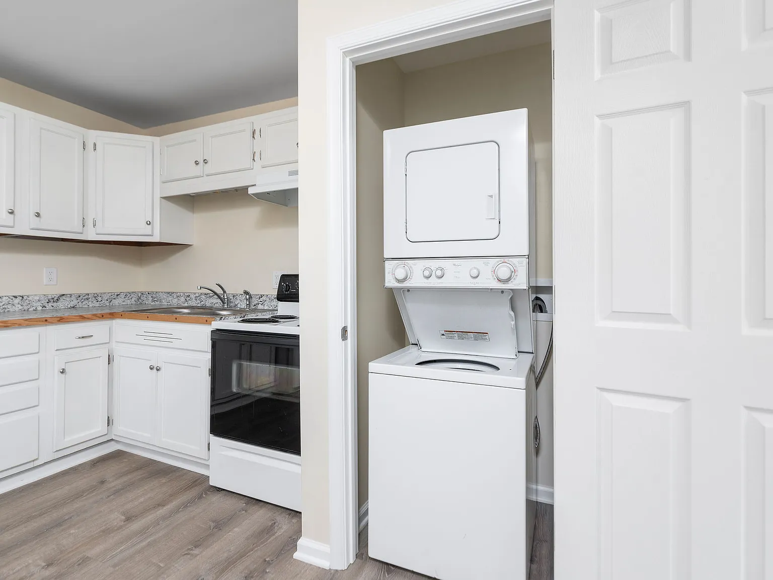 2 bed, 750 sqft, $1,250 — Photo 1