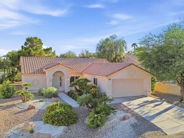 10129 Crescent Creek Dr, Las Vegas, NV 89134