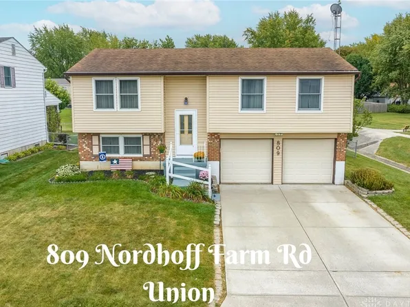 809 Nordhoff Farm Dr, Englewood, OH 45322