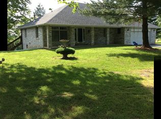 1389 S Oak Ridge Rd, Nixa, MO 65714