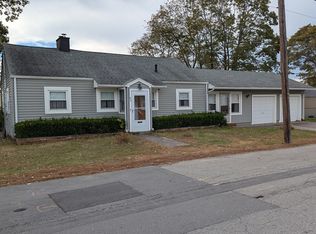 82 Oakside Ave, Methuen, MA 01844