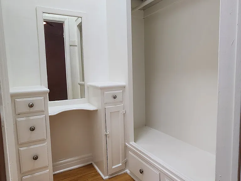 Serrano Club Apartments — Photo 7