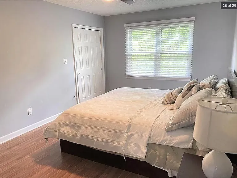 7409 Kilcullen Dr — Photo 25